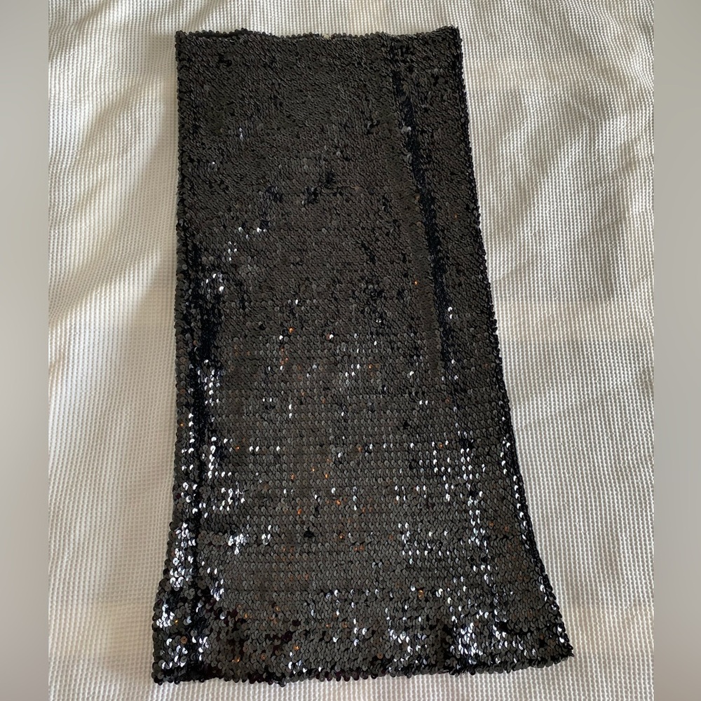 Black sequin strapless shirred tube party dress or skirt. Size M.